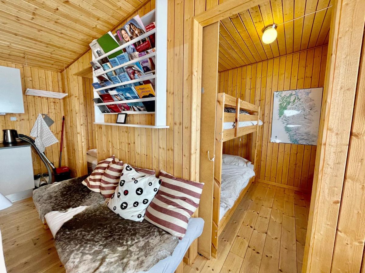 Inuk Hostels Нуук Экстерьер фото