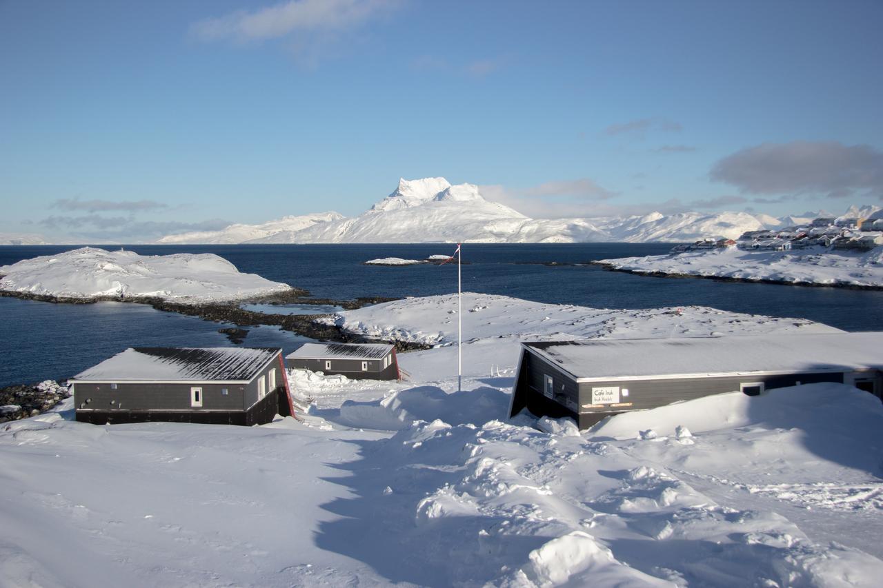 Inuk Hostels Нуук Экстерьер фото