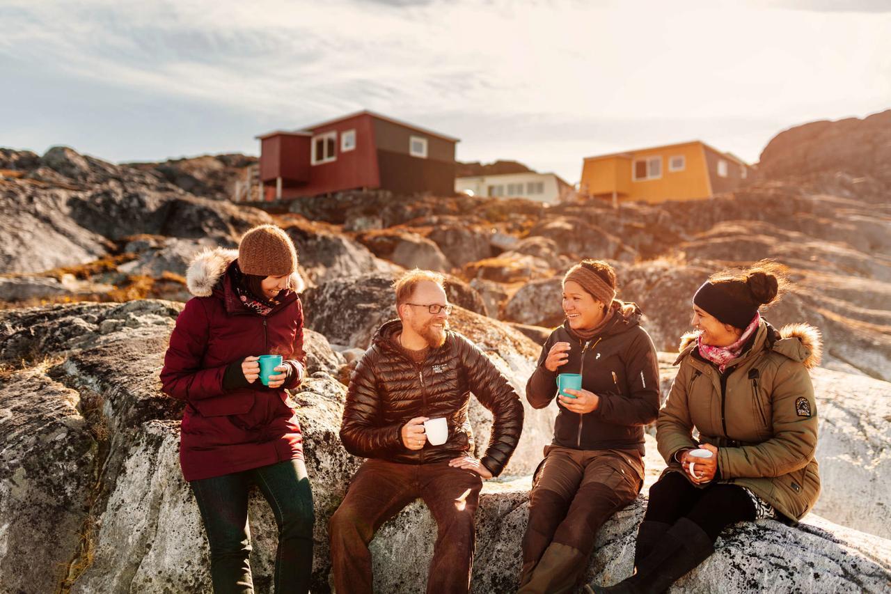 Inuk Hostels Нуук Экстерьер фото